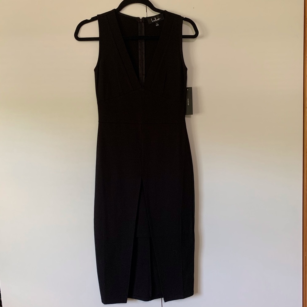 BNWT Lulu’s Bodycon Midi Dress - Size Small